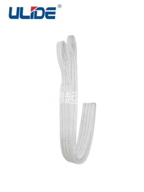 ��ɫ���b��